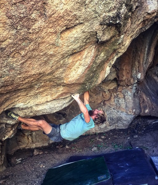 Ethan Dyer wrestling with the steepness on Triple Lundee.