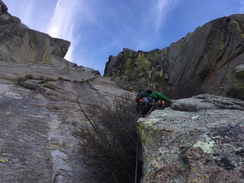 Ben Correll leading P4, just below where Slung Horn connects with Lost Carabiner.