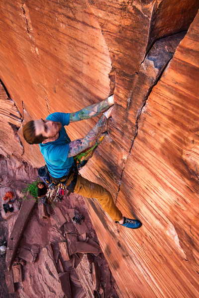 After warming up on Atman I was psyched to get this absolutely stunning line on-sight. This is one of my favorite sandstone pitches ever.
<br>
<br>
Photo: Kevin Riley
<br>
https://actioninsolitude.com/