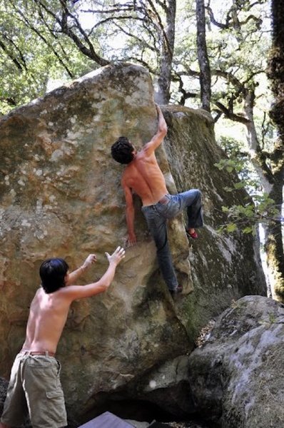 Nature Nazi Arête (V6/7)- Lieback slap. Photo: MorComm