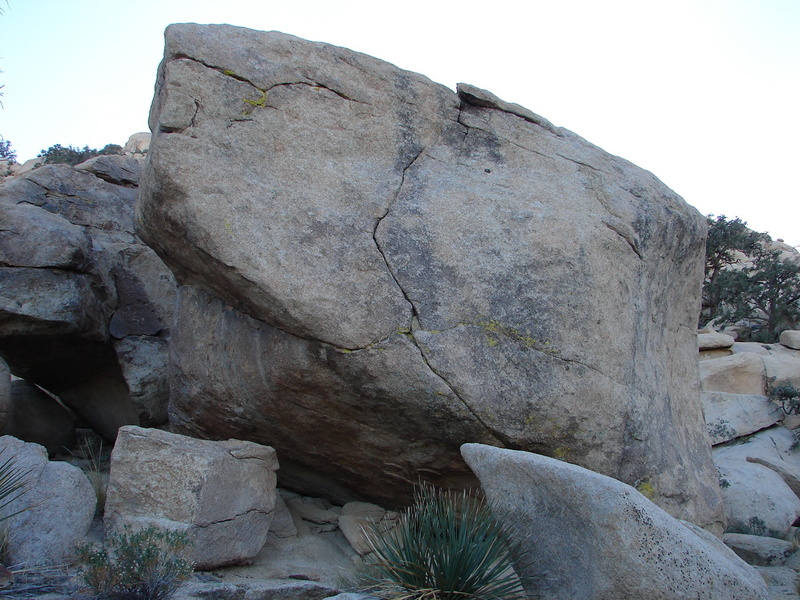 Climb Psycho Crack, Joshua Tree National Park
