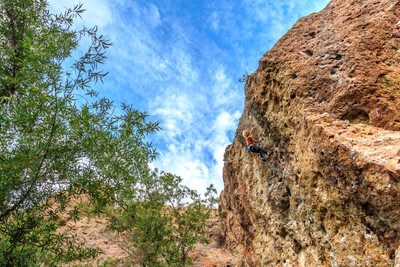 Rock Climb Luscious, Los Angeles Basin