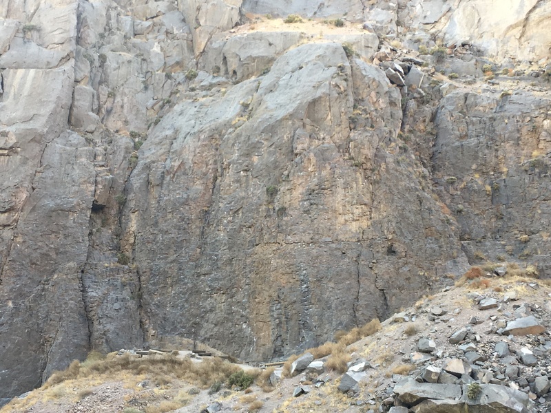 Crag overview of Warm Up Wall