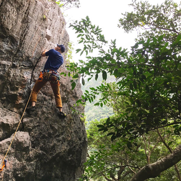 Alpine Creed Mtn Guides own Hunter Creed cruises past the crux