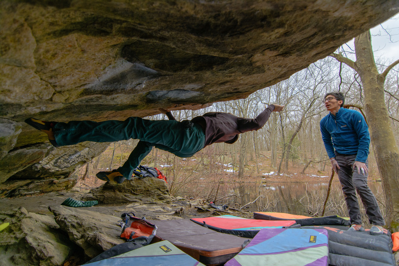 Bouldering in Pond Cave Area, Lincoln Woods