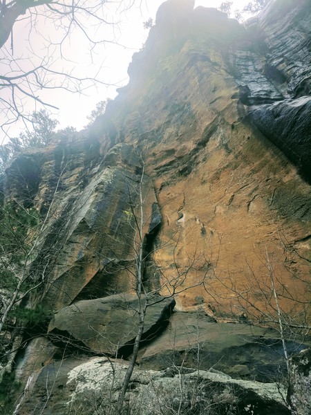Layback the detached flake up to the top of the pillar