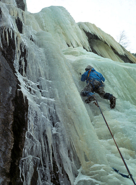 Alain Comeau leading the 3rd pitch of 'Fang' on the first ascent in 1978.