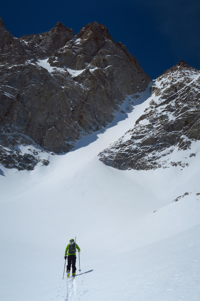 Approaching the N Couloir in spring conditions