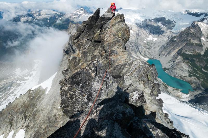 The last bit of scrambling to the summit.