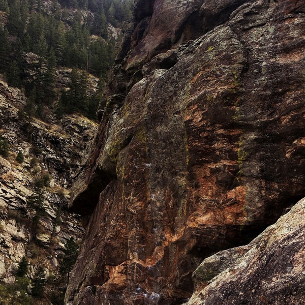 Start rail at the base of the photo, and you can just make out the anchor bolts at the very top. Great route!