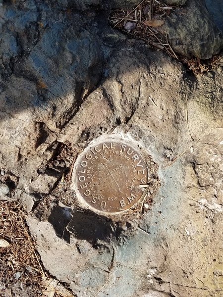 Geo mark along the trails. Near tourist rocks area, closer to the river