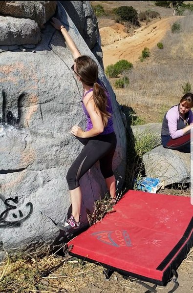 First move: reach after the start into the crack