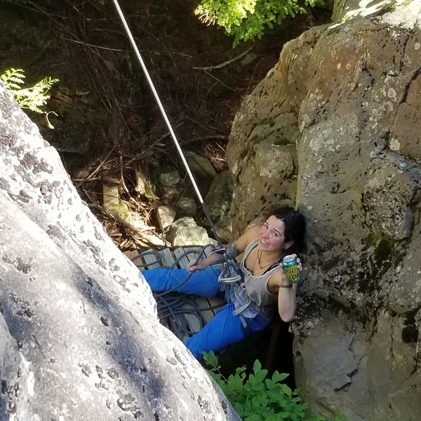 Becca says "the hanging belay for Xin is not too bad"