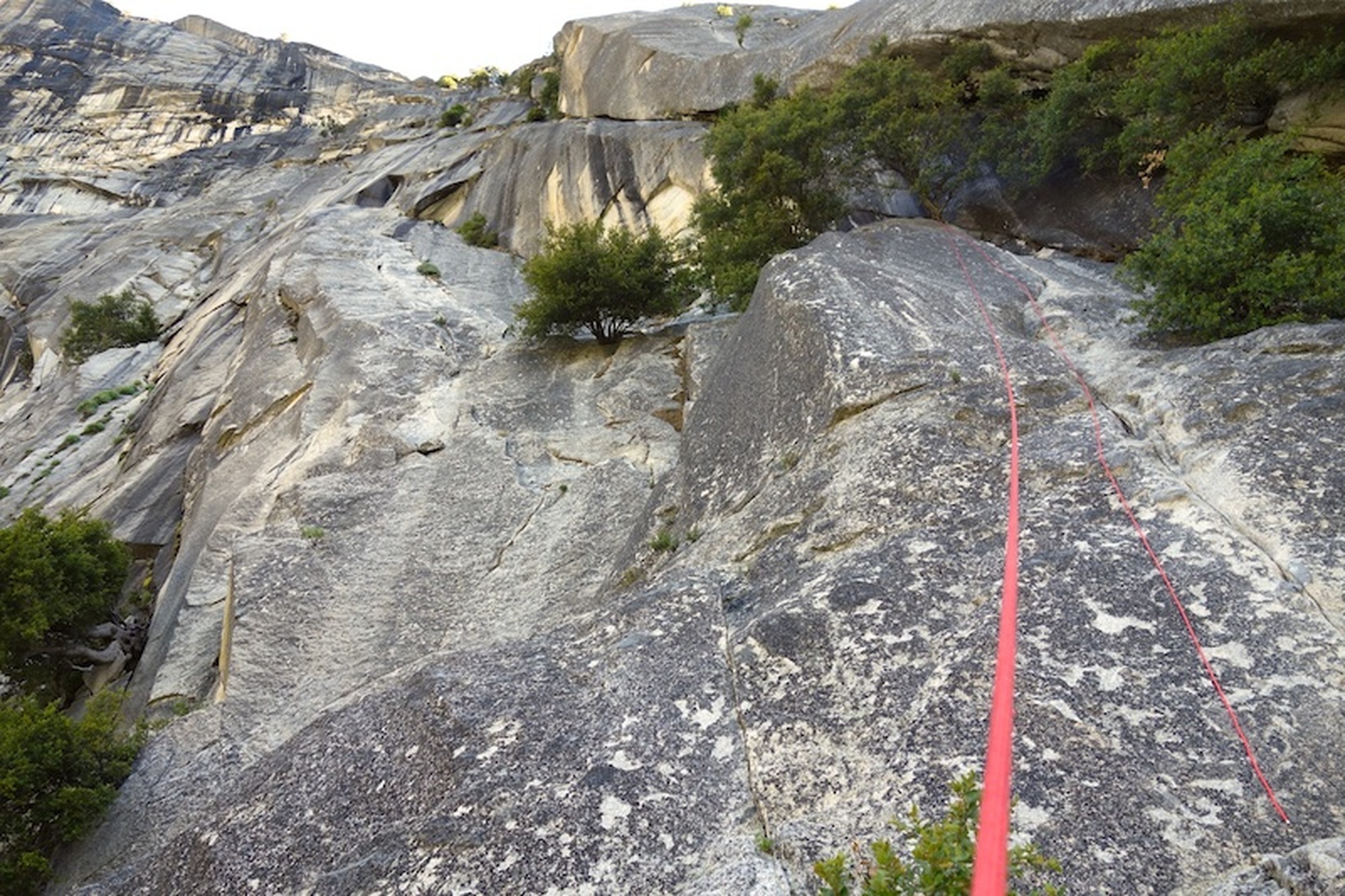 You can rappel the route with a single 70m rope. The crucial rappel is