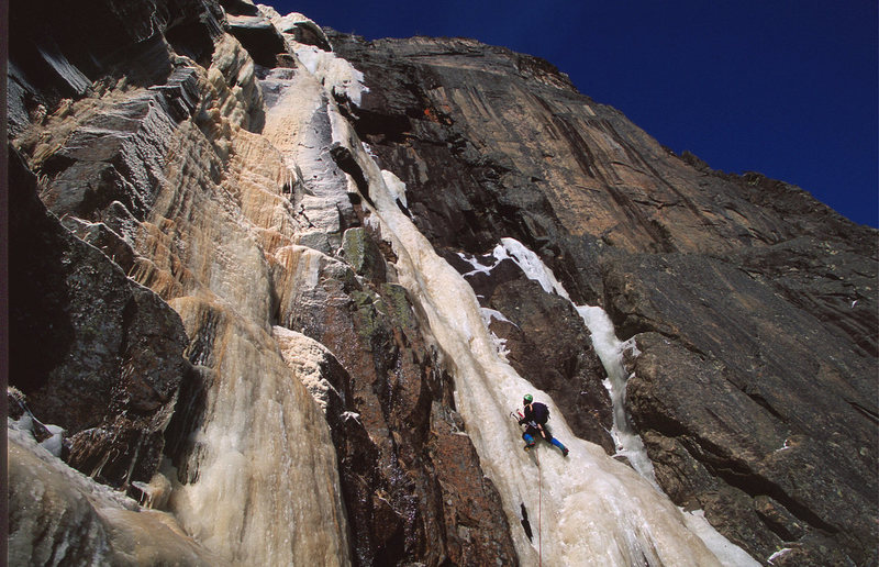 Earl Alderson leading as the climb get serious - March 1999