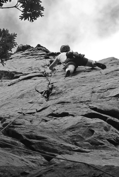 Heinke braves the hot sun for some hot rock. "Hero's Fright" on the sharp end 07-14-18.
