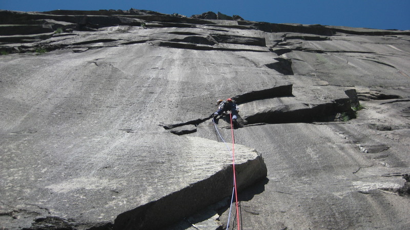 Donovan Spaulding onsighting the 5.10+ 2nd pitch....such a sick pitch!