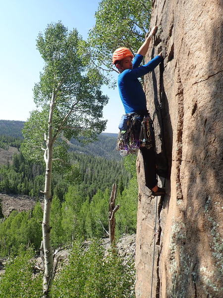 Mike Flanagan sprinting through the hand crack.