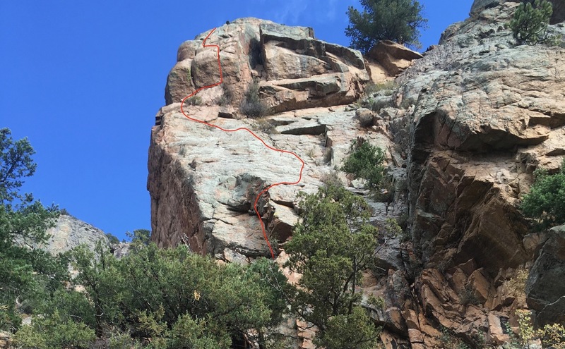 This is the line we followed. Despite the traversing, the rope ran smoothly with a few slings.