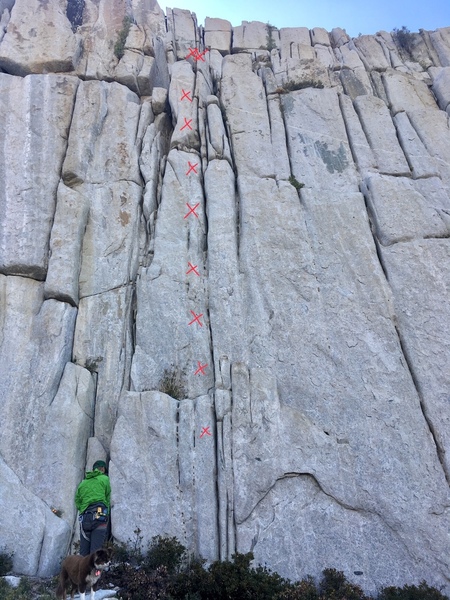 Left handed drummer, 11a