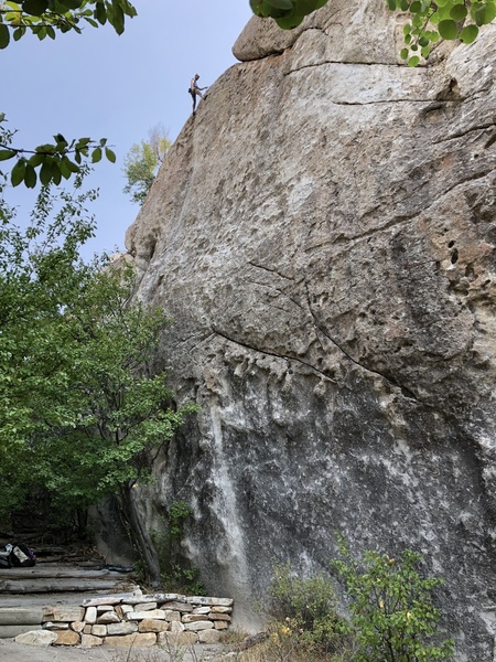 Henry Faust rappelling down Dynamo Hum, 10c.