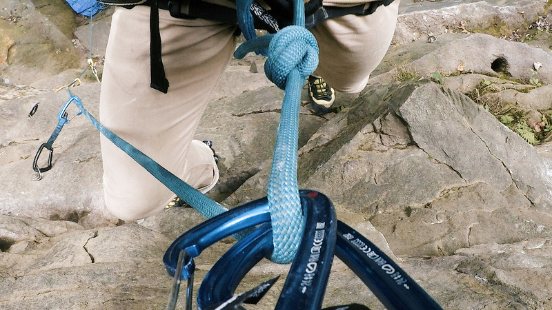 This photo shows the bolt line and anchor to the route (4 bolts, and anchor). @turbo_jerry_