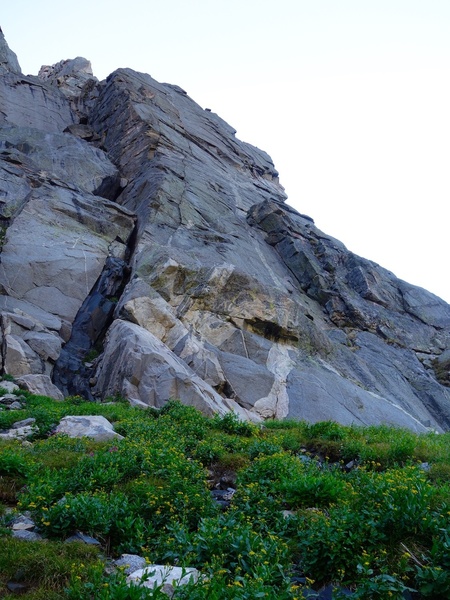 Approaching the base of the buttress. The splitter crack system is the Hooven-Leo variation about 100 feet to the left of the standard route. The standard route is just around the right toe of this buttress just out of view.