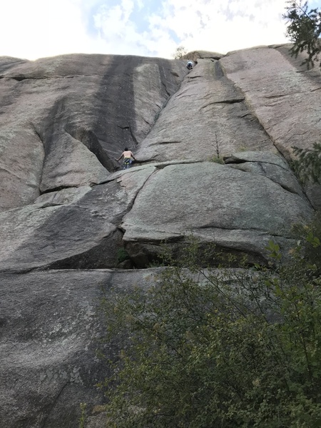 With a single 60m rope, we were able to *just barely* rap back down to the ledge that Jon is belaying from in this picture (knot the end of your rope!) and downclimb ~30ft via the obvious 5.5-5.6 crack in the photo.