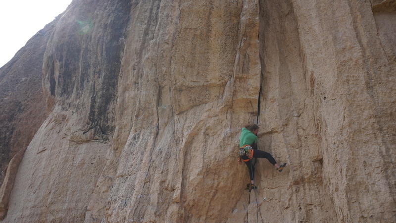 Crack start leading into the squeeze section. Photo: Kemper Brightman