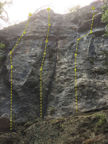 Left to right, The Beast Maker, Cntrl Alt Delete, and 28 Year Engagement. Far right side of Mossy Wall starting on the same ledge as Flight from Mordor and Troll Teeth on Middle Earth Wall.