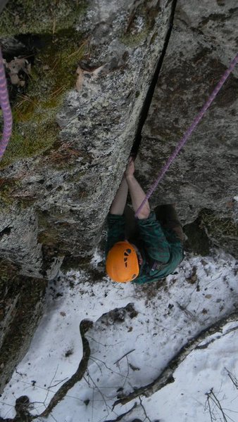 Upper crack on the route