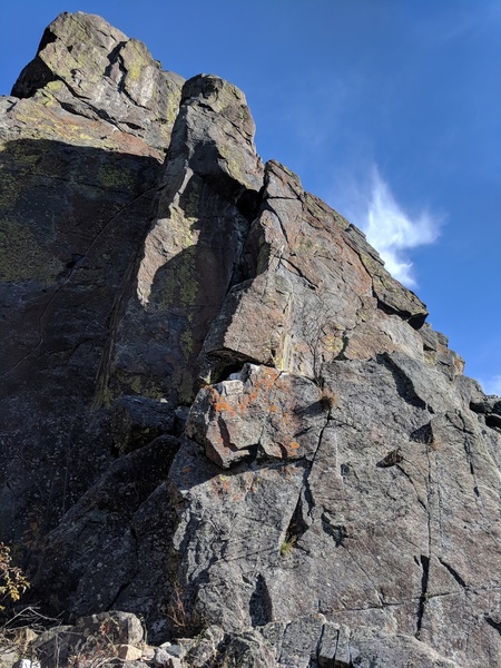 Climbs the arete up the left side of the pinnacle