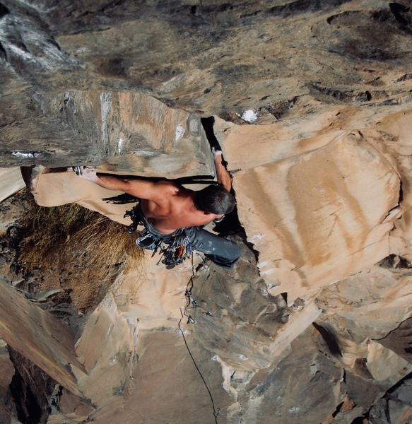 JJ moving out of the short fist crack on Double Helix, 2010.