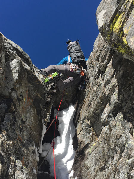 Matt Jerousek pulling 6th pitch chockstone.