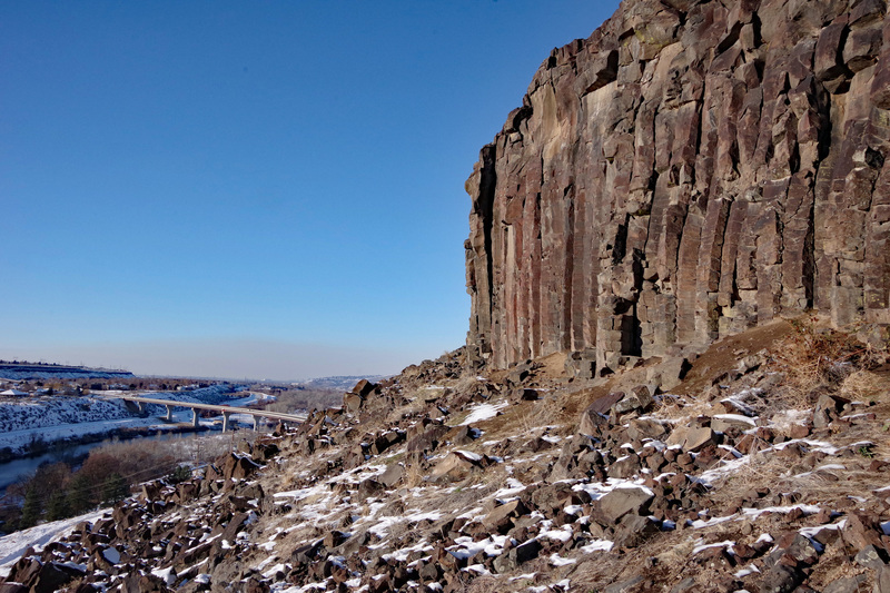 Despite the convenient proximity to downtown Boise and over two hundred routes, the Black Cliffs are rarely busy--especially in winter!