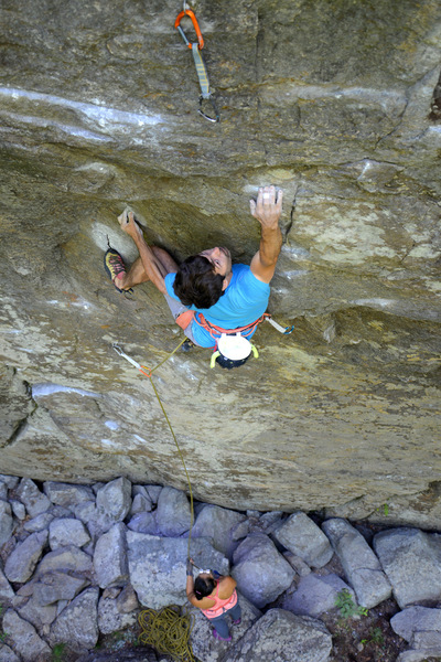 Moving up the crux scoop on In Pursuit of Happiness (13a).