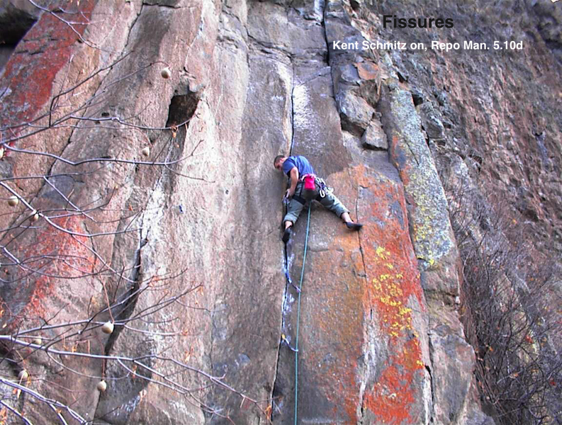 Rock Climbing in The Fissures Wall, Sonora Pass Highway (108)