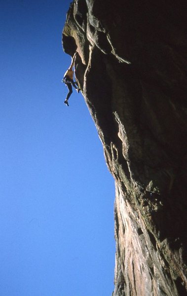 Mark Rolofson on the first ascent of Vasodilator on December 10,1993.
<br>
<br>
Photo: Dianne Barrow / Mark Rolofson collection.