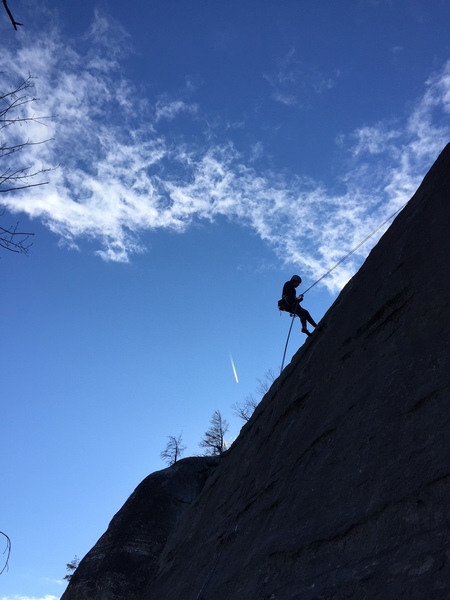 not instructive, but neat. AM rappels