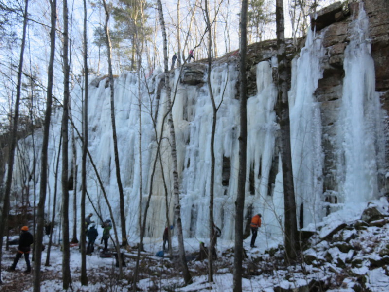 Upper Schoolroom Main Flow (early farmed ice), 9Dec18