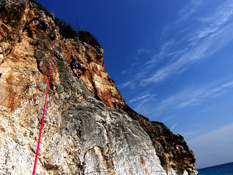 Easy ground to the anchor on Padre Mio