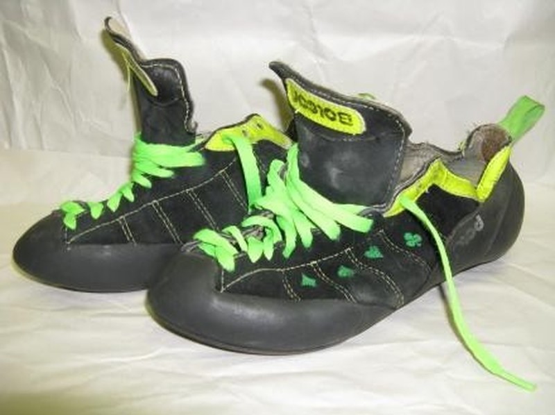 ID old Boreal climbing shoes