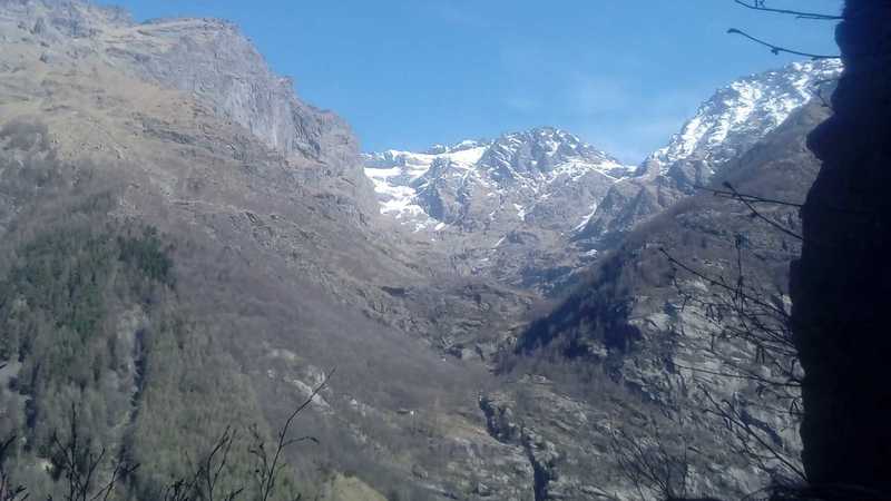 View of the snowcapped mountains just north of Noasco, only visible from atop the route!