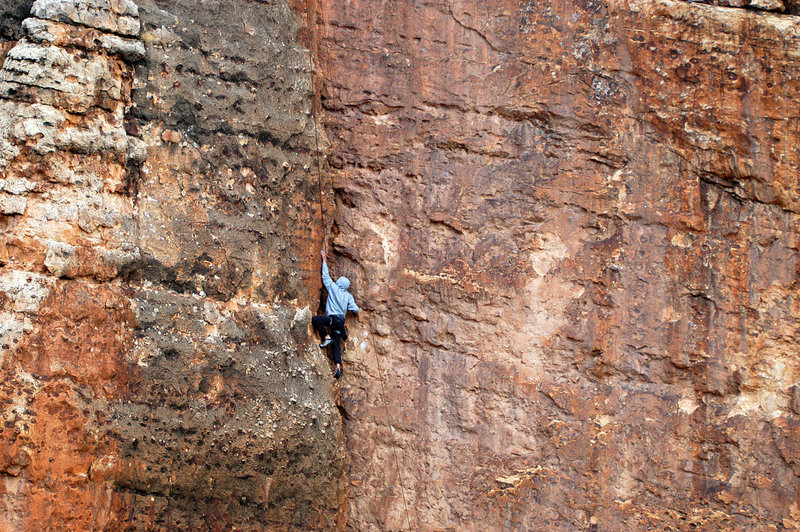 Sean "Don't call me Garcia" Gracia on AKAAKA 5.8 on the Hammer Wall