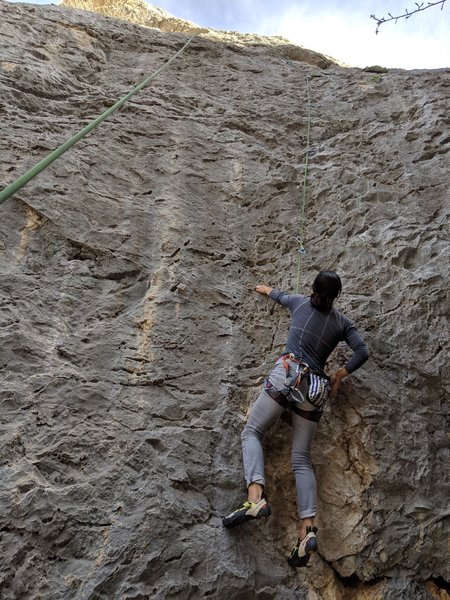 Ronda approaching the 3rd bolt on Out of the Abyss.