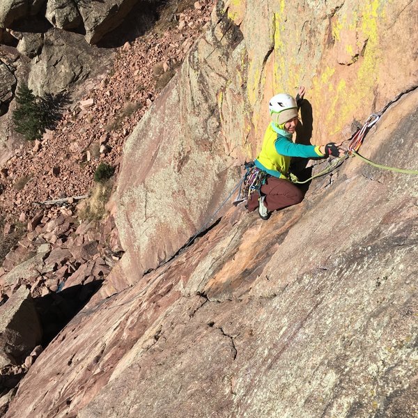 Clare following on Calypso.
<br>
<br>
Photo: Logan Dop.