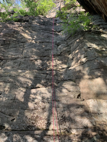 rope hung on line after leading, line follows right crack