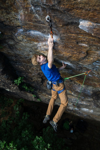 Cutting feet on The Sins of the Son (5.10b). Photo by Henry Ley.