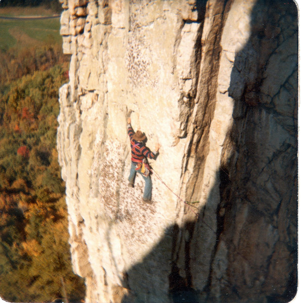 Horrendous Traverse 1972 (swami webbing, vibram klettershoes, leather gloves for the hip belay, very little gear)