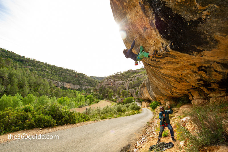 Alberto Rao climbing "Miguel el Casero" (28/7c ) at El Laboratori, Margalef